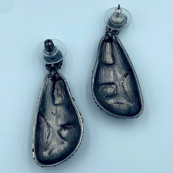 Black Dangle Jewel Earrings - Picture 2 of 3